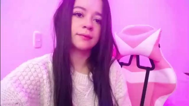 Image 2 of sofiaaa____ Stream on Chaturbate on 13 months ago