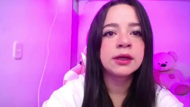 Image 2 of sofiaaa____ Stream on Chaturbate on 13 months ago