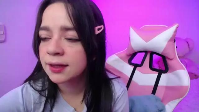 Image 2 of sofiaaa____ Stream on Chaturbate on 12 months ago