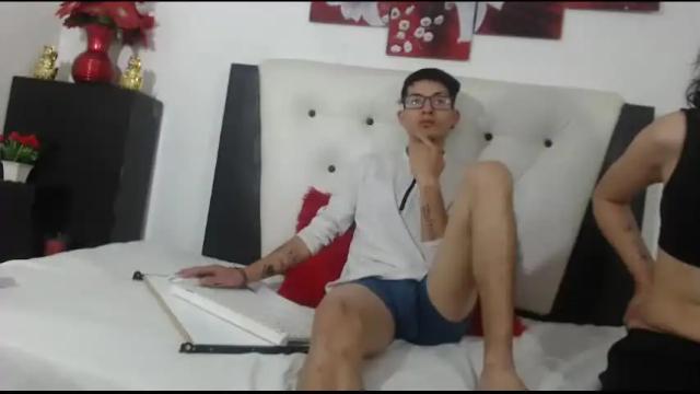Image 3 of sofiaandsantiago Stream on Chaturbate on 17 months ago