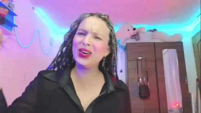 Image 3 of sofiabonetti Stream on Chaturbate on 8 months ago