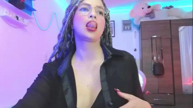 Image 8 of sofiabonetti Stream on Chaturbate on 8 months ago