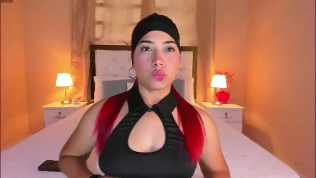 Image 7 of sofiabosch Stream on Chaturbate on 2 months ago