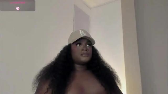 Image 7 of sofiabrouw Stream on Chaturbate on 1 month ago