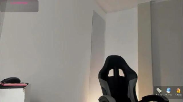 Image 2 of sofiabrouw Stream on Chaturbate on 1 month ago