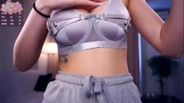 Image 3 of sofiabruno Stream on Chaturbate on 27 days ago