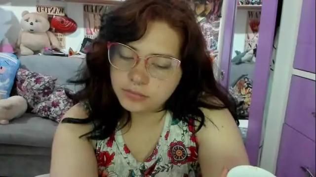 Image 3 of sofiacammy Stream on Chaturbate on 4 days ago