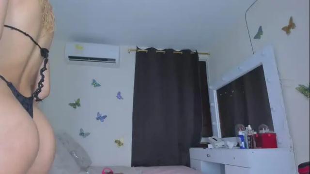 Image 6 of sofiacastillo01 Stream on Chaturbate on 19 days ago