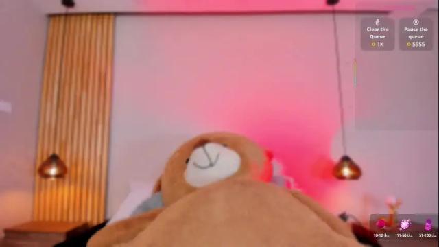 Image 11 of sofiacortez Stream on Chaturbate on 1 month ago