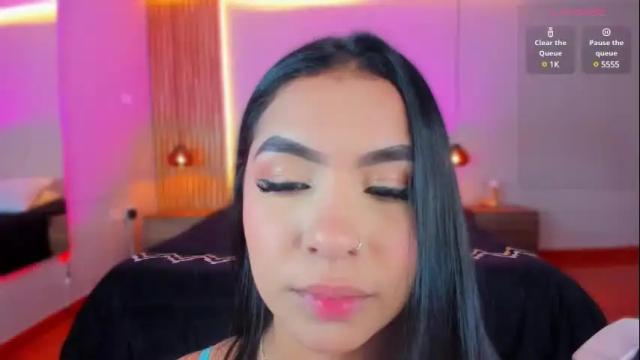 Image 4 of sofiacortez Stream on Chaturbate on 1 month ago