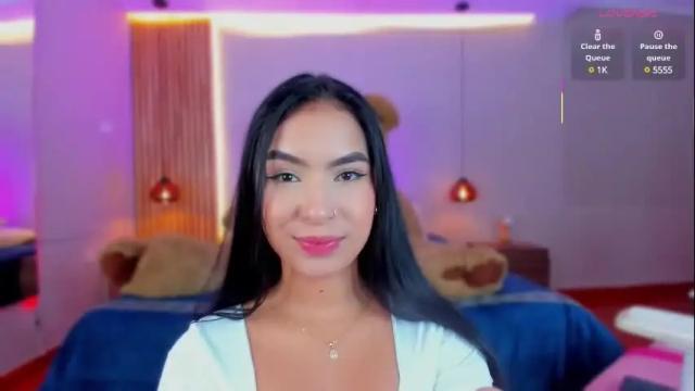 Image 4 of sofiacortez Stream on Chaturbate on 10 days ago