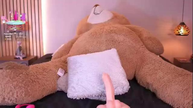 Image 6 of sofiacortez Stream on Chaturbate on 1 month ago