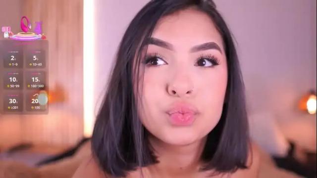 Image 3 of sofiacortez Stream on Chaturbate on 1 month ago