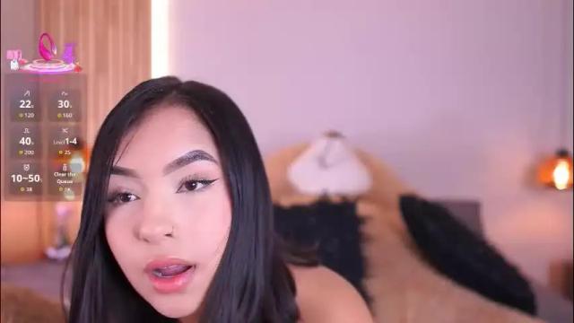 Image 4 of sofiacortez Stream on Chaturbate on 4 days ago