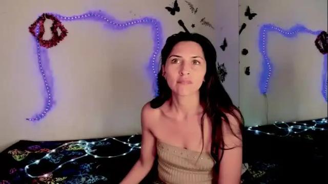 Image 2 of sofiacruz16 Stream on Chaturbate on 14 days ago