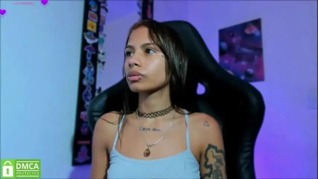 Image 2 of sofiafentyy Stream on Chaturbate on 6 days ago