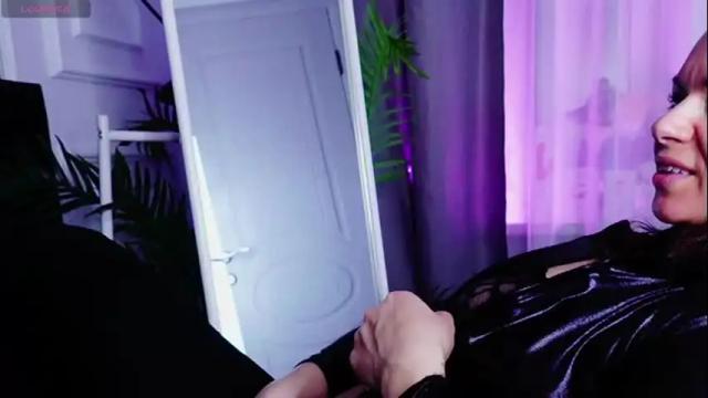 Image 6 of sofiafoster Stream on Chaturbate on 1 month ago