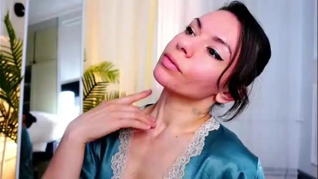 Image 2 of sofiafoster Stream on Chaturbate on 10 days ago
