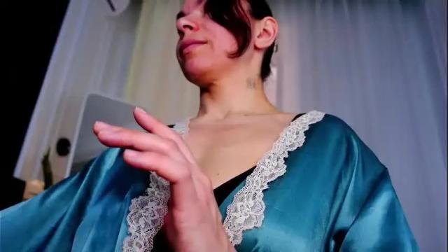 Image 6 of sofiafoster Stream on Chaturbate on 10 days ago