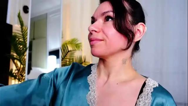Image 8 of sofiafoster Stream on Chaturbate on 10 days ago