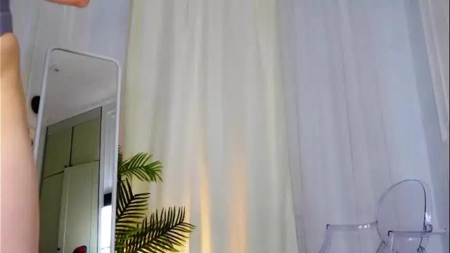 Image 10 of sofiafoster Stream on Chaturbate on 5 days ago