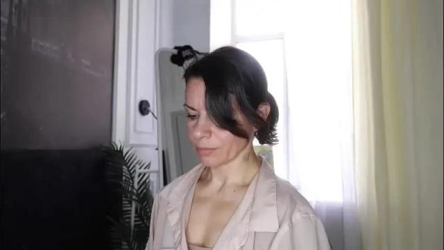 Image 6 of sofiafoster Stream on Chaturbate on 2 months ago