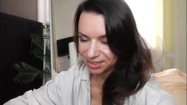 Image 2 of sofiafoster Stream on Chaturbate on 1 month ago