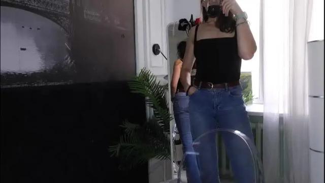 Image 6 of sofiafoster Stream on Chaturbate on 1 month ago