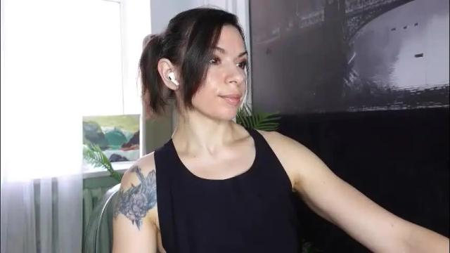 Image 3 of sofiafoster Stream on Chaturbate on 26 days ago