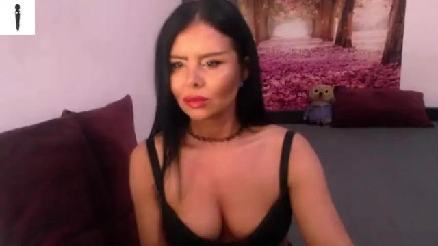 Image 6 of sofialiub Stream on Chaturbate on 14 months ago