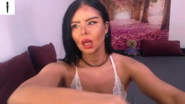 Image 3 of sofialiub Stream on Chaturbate on 14 months ago