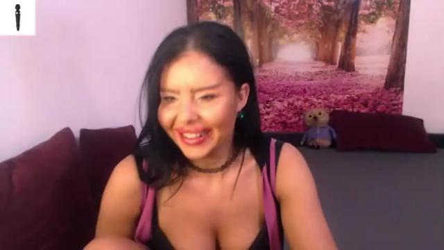 Image 7 of sofialiub Stream on Chaturbate on 14 months ago