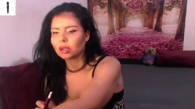 Image 2 of sofialiub Stream on Chaturbate on 13 months ago