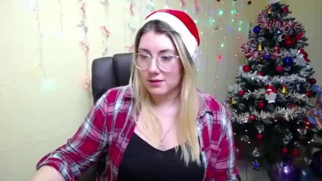 Image 6 of sofialuxx Stream on Chaturbate on 17 months ago