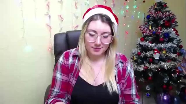 Image 7 of sofialuxx Stream on Chaturbate on 17 months ago