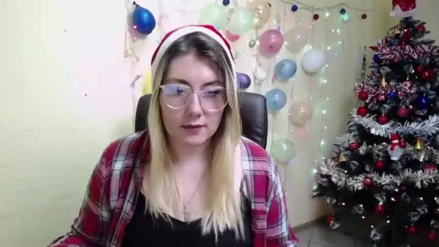 Image 8 of sofialuxx Stream on Chaturbate on 16 months ago