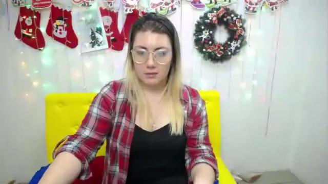 Image 11 of sofialuxx Stream on Chaturbate on 16 months ago