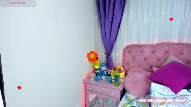 Image 10 of sofiamarlow Stream on Chaturbate on 25 days ago