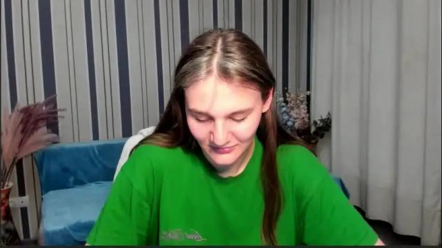 Image 2 of sofianashh Stream on Chaturbate on 3 months ago