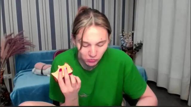 Image 3 of sofianashh Stream on Chaturbate on 2 months ago