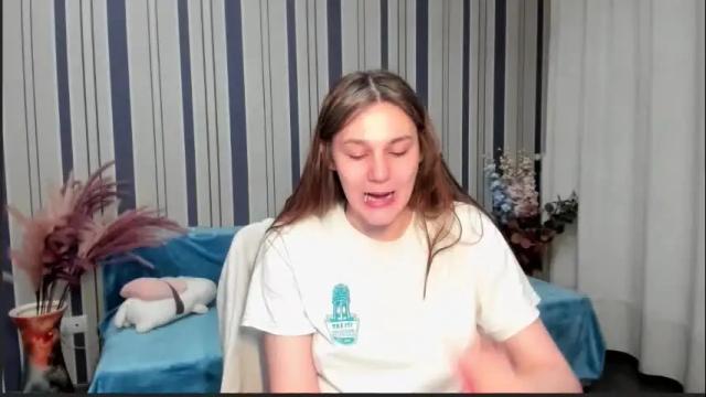Image 4 of sofianashh Stream on Chaturbate on 2 months ago