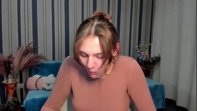 Image 4 of sofianashh Stream on Chaturbate on 2 months ago