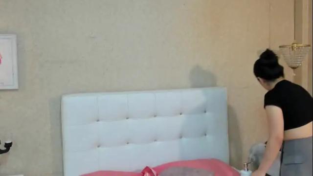 Image 3 of sofianesvat1 Stream on Chaturbate on 1 month ago