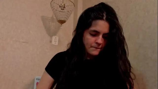 Image 3 of sofianesvat1 Stream on Chaturbate on 1 month ago