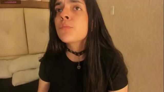 Image 11 of sofianesvat1 Stream on Chaturbate on 19 days ago
