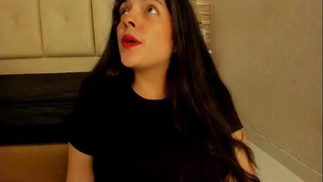 Image 10 of sofianesvat1 Stream on Chaturbate on 15 days ago