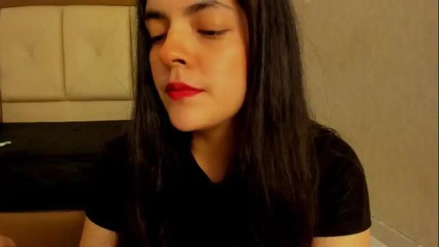 Image 7 of sofianesvat1 Stream on Chaturbate on 15 days ago