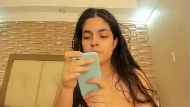 Image 2 of sofianesvat1 Stream on Chaturbate on 13 days ago