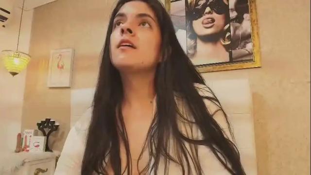 Image 3 of sofianesvat1 Stream on Chaturbate on 7 days ago