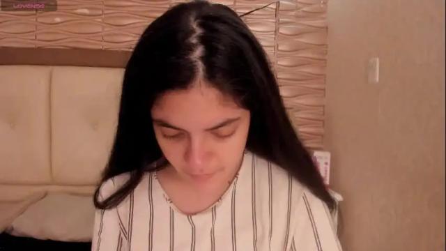 Image 11 of sofianesvat1 Stream on Chaturbate on 2 months ago